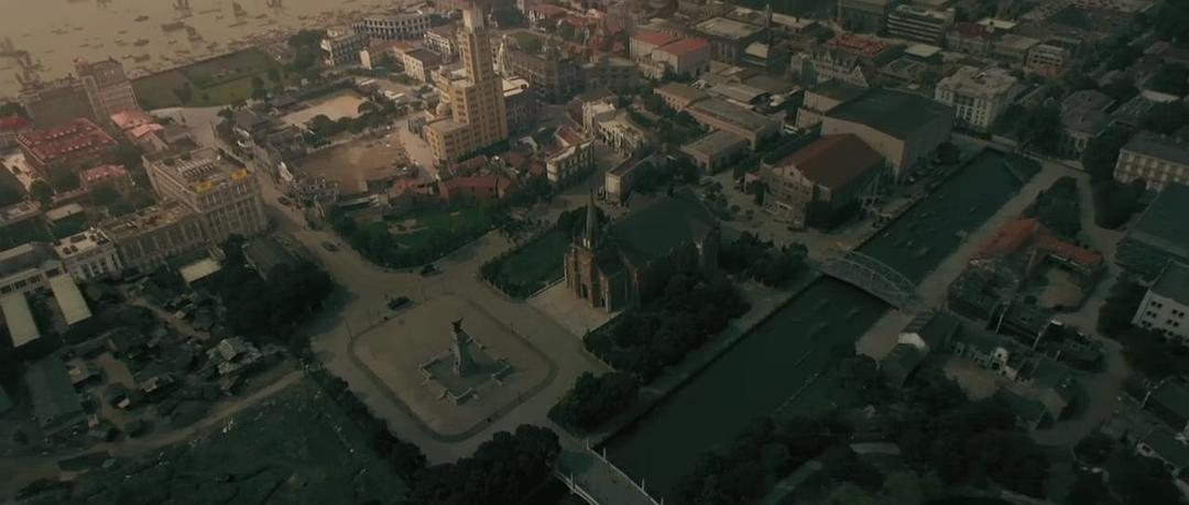 王牌
(2014)的剧照 王牌
(2014)的剧照