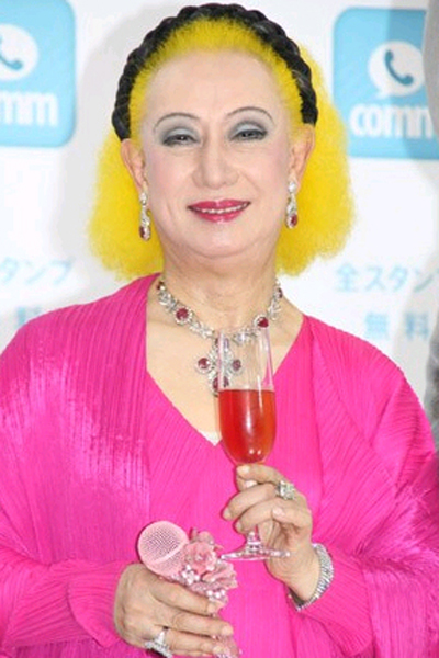 美轮明宏 美轮明宏