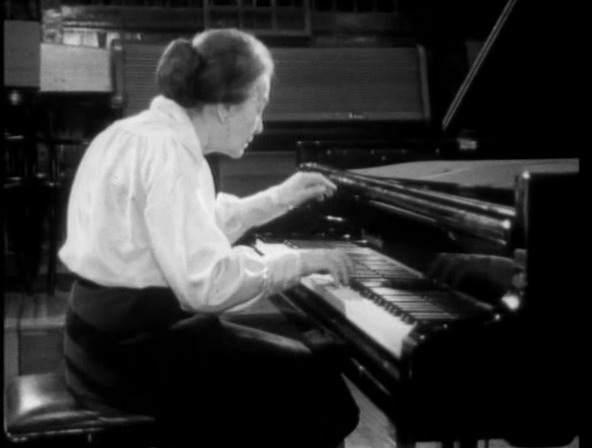 钢琴的艺术(1999)的剧照 钢琴的艺术(1999)的剧照