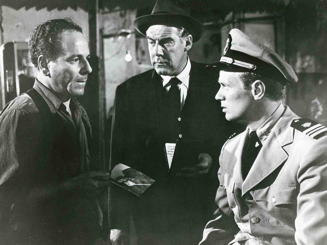 围歼街头(1950)的剧照 围歼街头(1950)的剧照