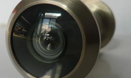 陌生人敲门为什么不能看猫眼2