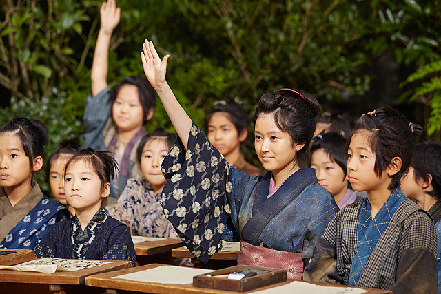 除蚤武士(2018)的剧照 除蚤武士(2018)的剧照