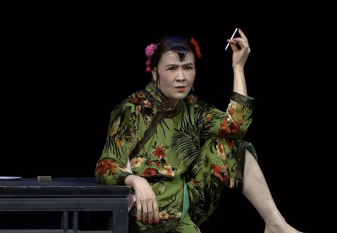 北京人民艺术剧院建院68周年纪念演出
(2020)的剧照 北京人民艺术剧院建院68周年纪念演出
(2020)的剧照