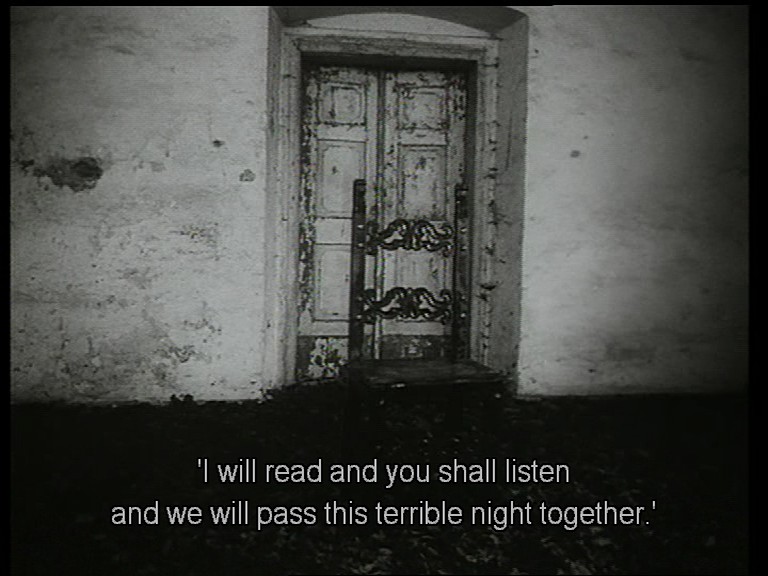 鄂榭府崩溃记(1982)的剧照 鄂榭府崩溃记(1982)的剧照