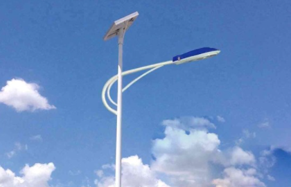 院子太阳能灯晚上不自动亮什么原因2