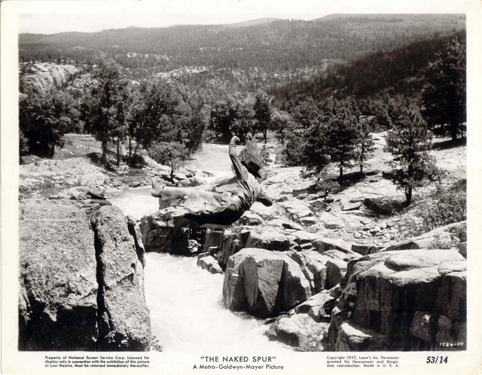 赤裸的马刺(1953)的剧照 赤裸的马刺(1953)的剧照