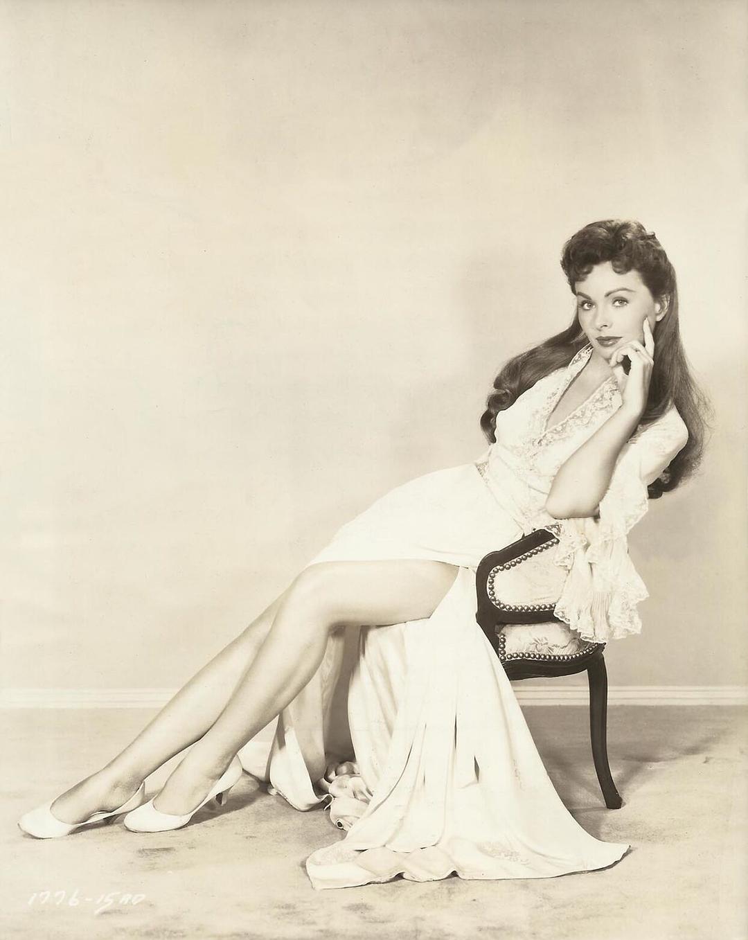 金枪游侠(1955)的剧照 金枪游侠(1955)的剧照