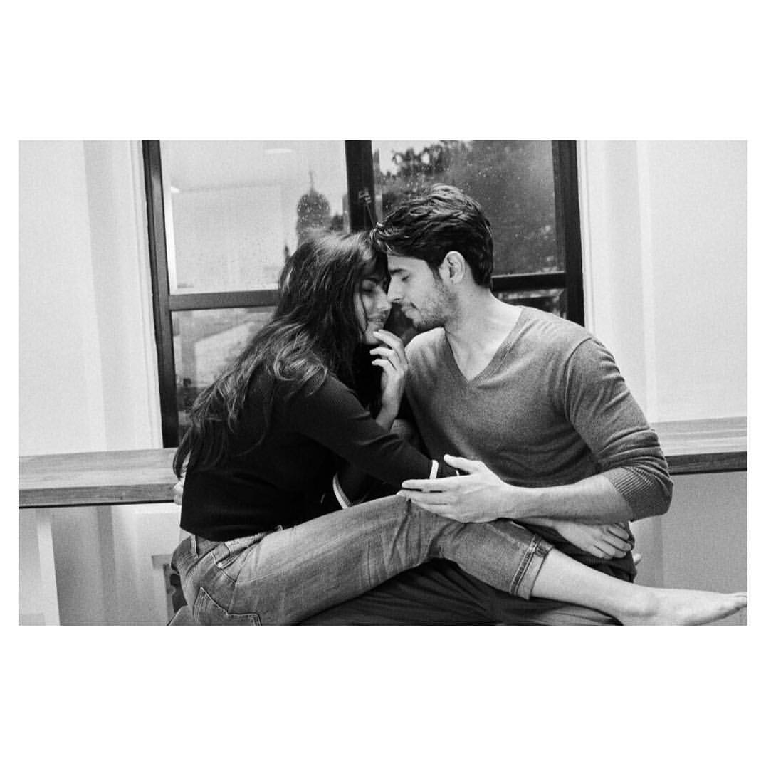 看了又看(2016)的剧照 看了又看(2016)的剧照