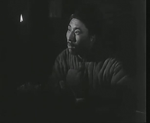 刘胡兰
(1950)的剧照 刘胡兰
(1950)的剧照