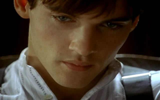 安伯森情史(2002)的剧照 安伯森情史(2002)的剧照