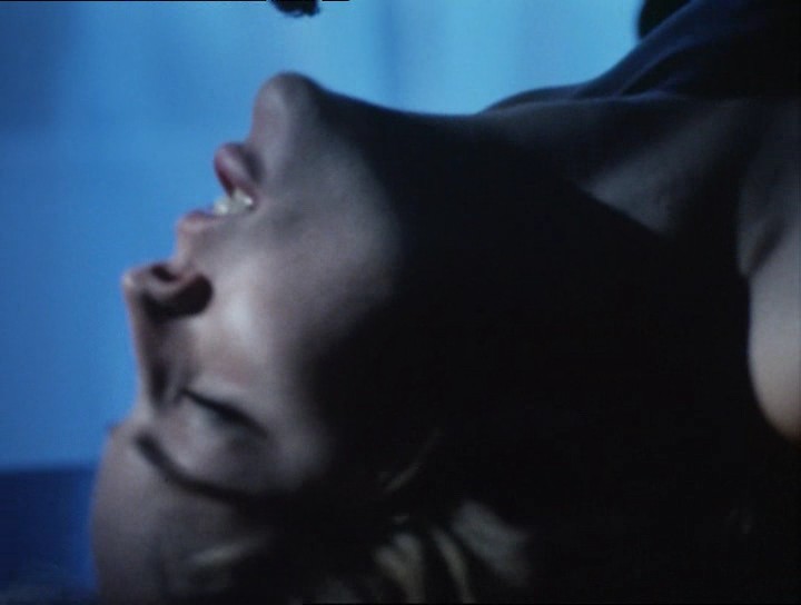 致命美人心(1989)的剧照 致命美人心(1989)的剧照