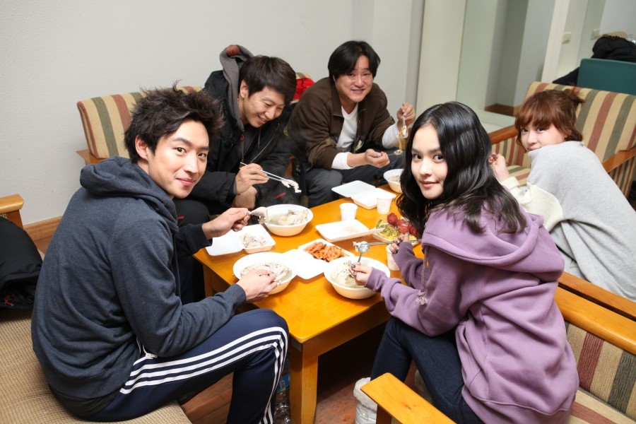 占卜师们(2012)的剧照 占卜师们(2012)的剧照