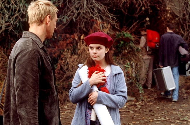 血色玫瑰(2002)的剧照 血色玫瑰(2002)的剧照