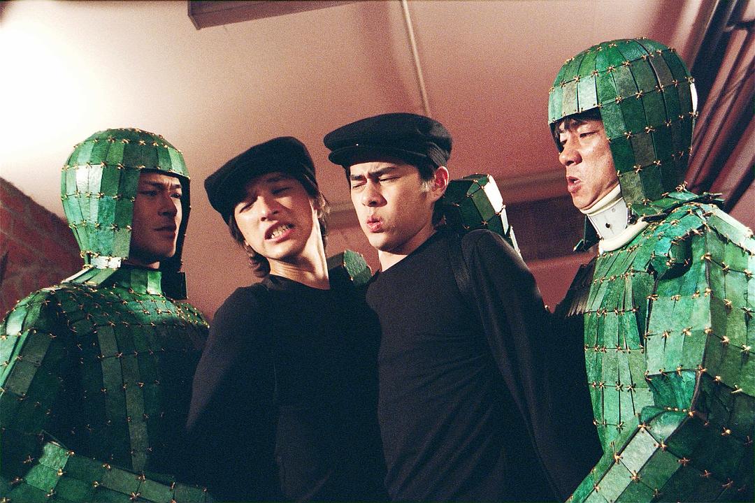 鬼马狂想曲
(2004)的剧照 鬼马狂想曲
(2004)的剧照