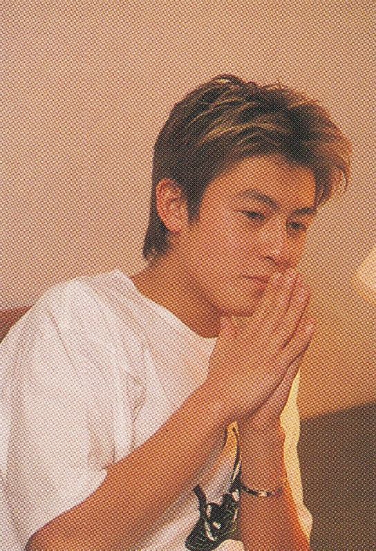 爱君如梦(2001)的剧照 爱君如梦(2001)的剧照