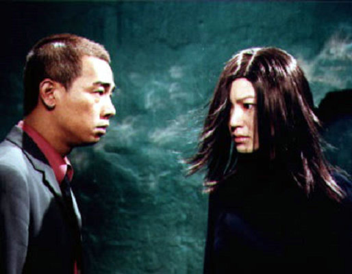 枕边凶灵(2002)的剧照 枕边凶灵(2002)的剧照