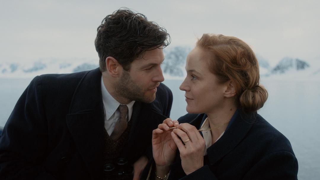 敌人必须死(2012)的剧照 敌人必须死(2012)的剧照