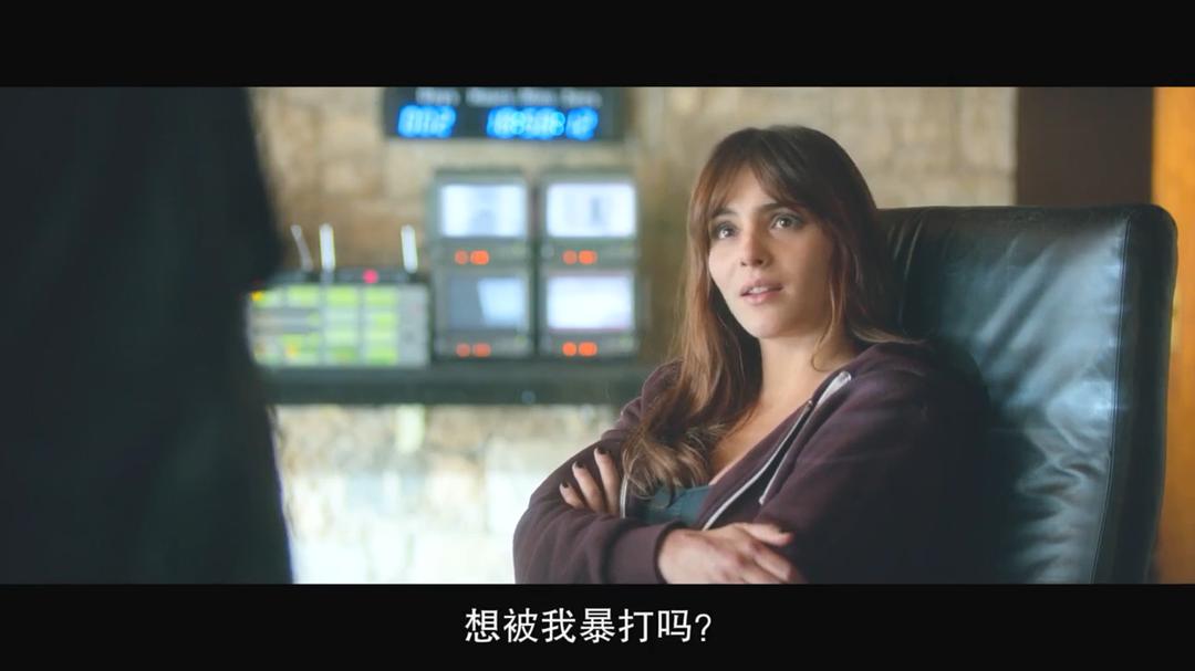 极地反击(2021)的剧照 极地反击(2021)的剧照