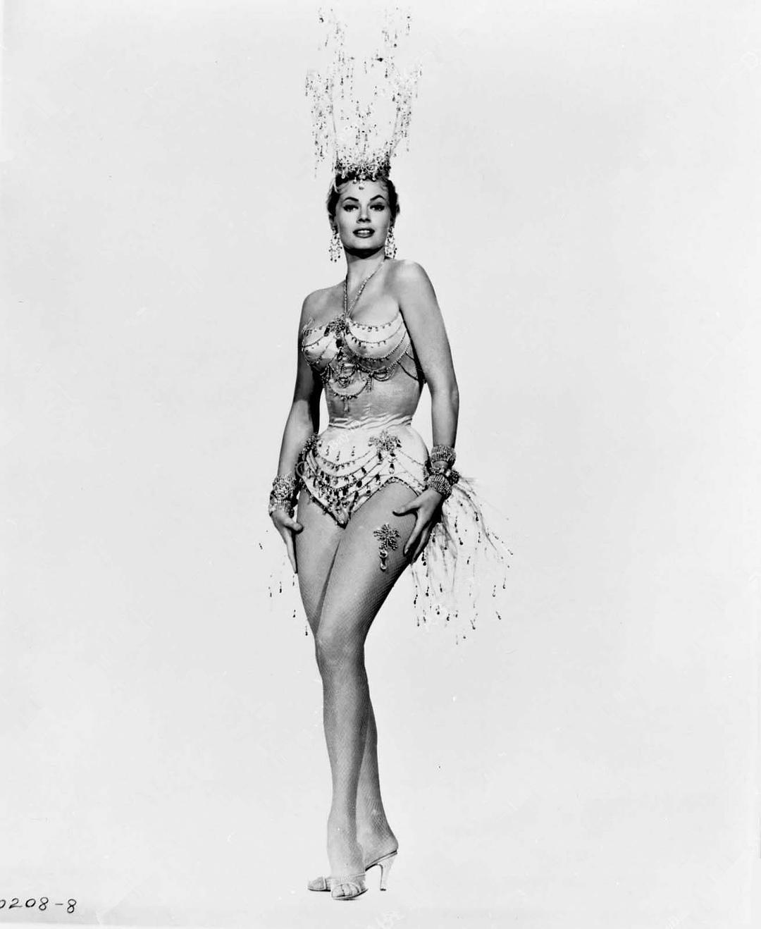 艺术家与模特(1955)的剧照 艺术家与模特(1955)的剧照