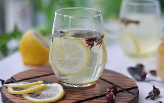 电解质水用新鲜柠檬还是干柠檬好3