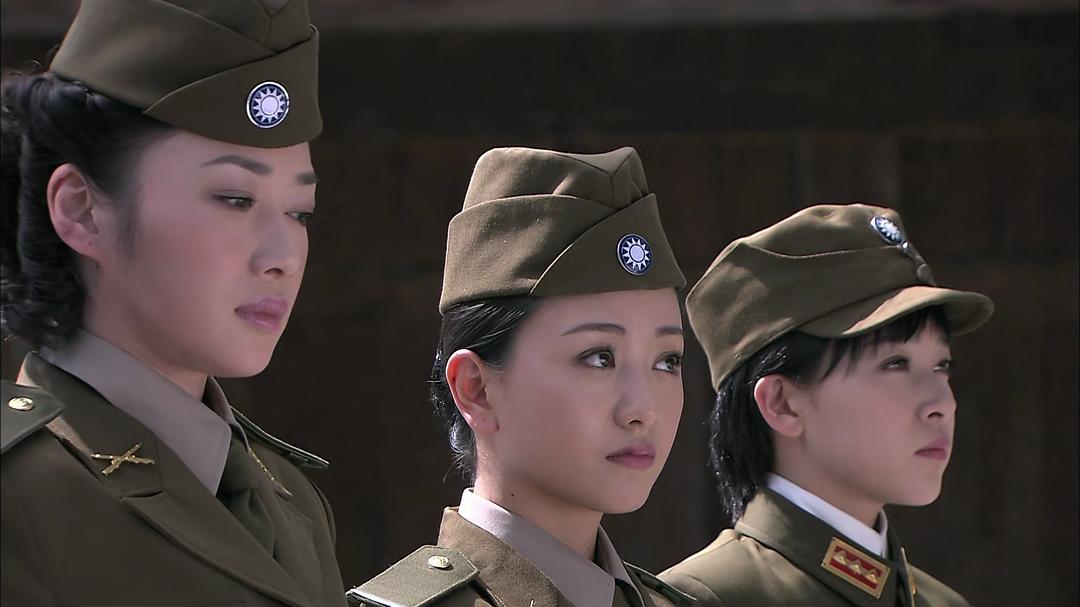 女王
(2011)的剧照 女王
(2011)的剧照