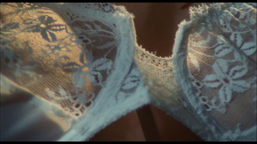 谵妄(1987)的剧照 谵妄(1987)的剧照