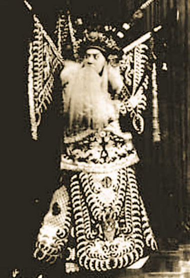 程长庚扮演的老将黄忠 程长庚扮演的老将黄忠