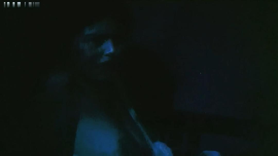 恐怖夜
(1988)的剧照 恐怖夜
(1988)的剧照