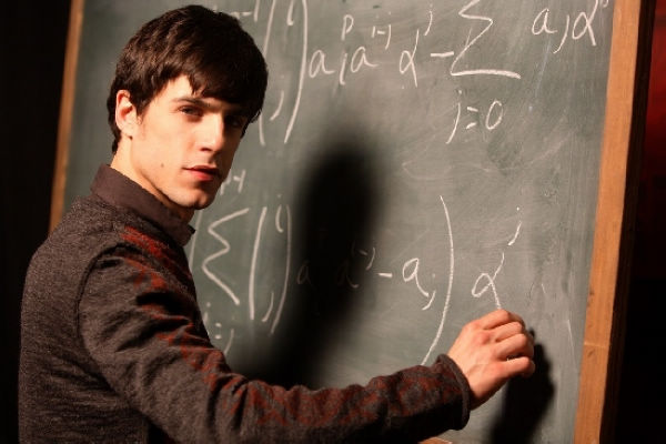 极限空间(2007)的剧照 极限空间(2007)的剧照