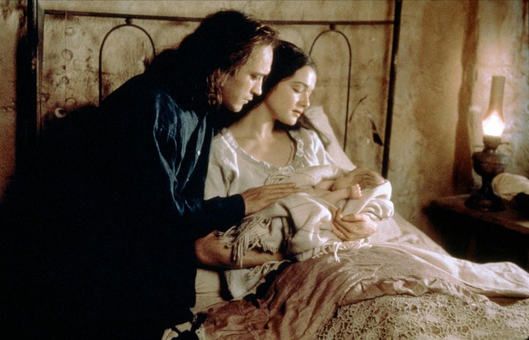 碧海奇缘(1997)的剧照 碧海奇缘(1997)的剧照