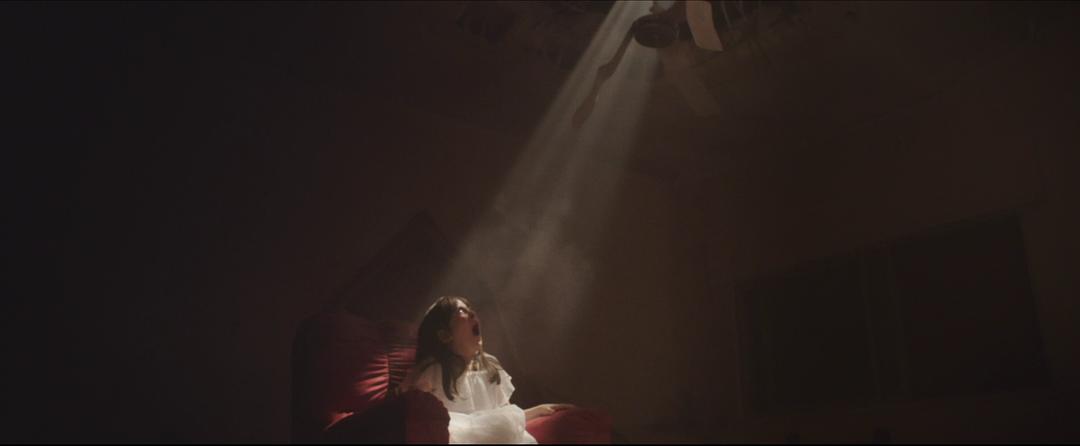 阴影之下(2016)的剧照 阴影之下(2016)的剧照