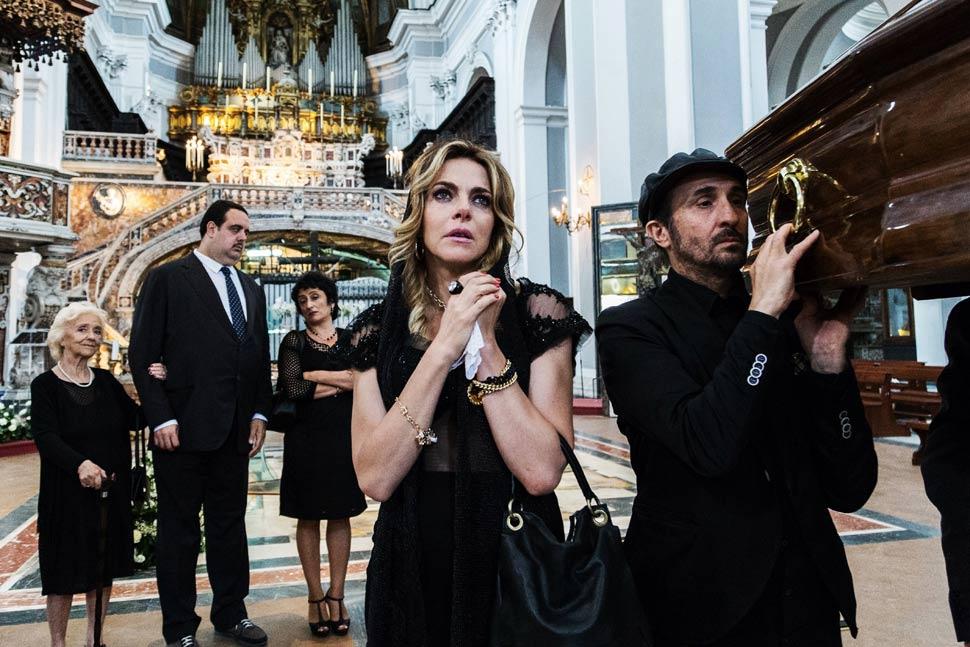 爱情与子弹(2017)的剧照 爱情与子弹(2017)的剧照