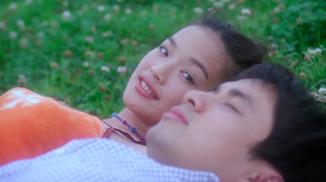 天旋地恋(1999)的剧照 天旋地恋(1999)的剧照