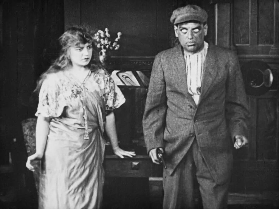 新生(1915)的剧照 新生(1915)的剧照