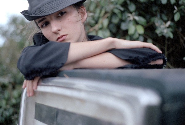 叻女夏令营(2004)的剧照 叻女夏令营(2004)的剧照