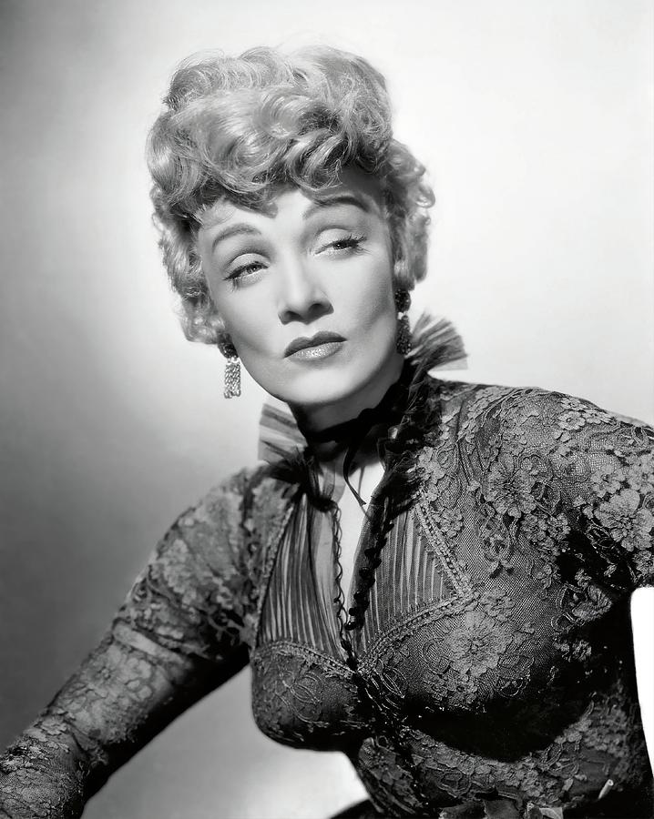 恶人牧场(1952)的剧照 恶人牧场(1952)的剧照