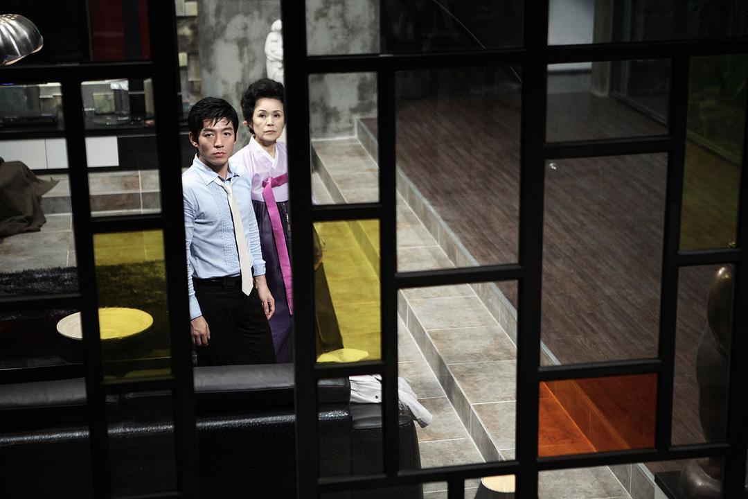 孤立者(2008)的剧照 孤立者(2008)的剧照