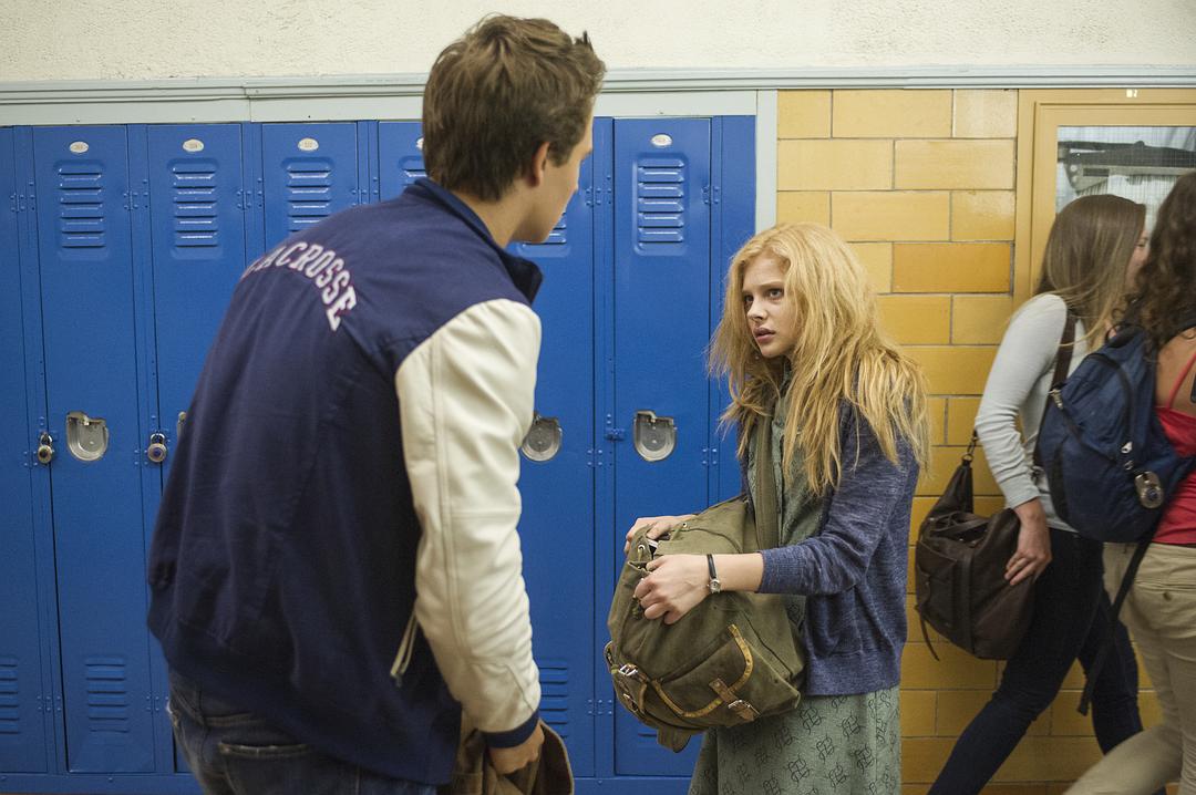 魔女嘉莉(2013)的剧照 魔女嘉莉(2013)的剧照