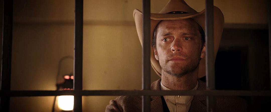 黑旋风与副警长马提斯(2018)的剧照 黑旋风与副警长马提斯(2018)的剧照