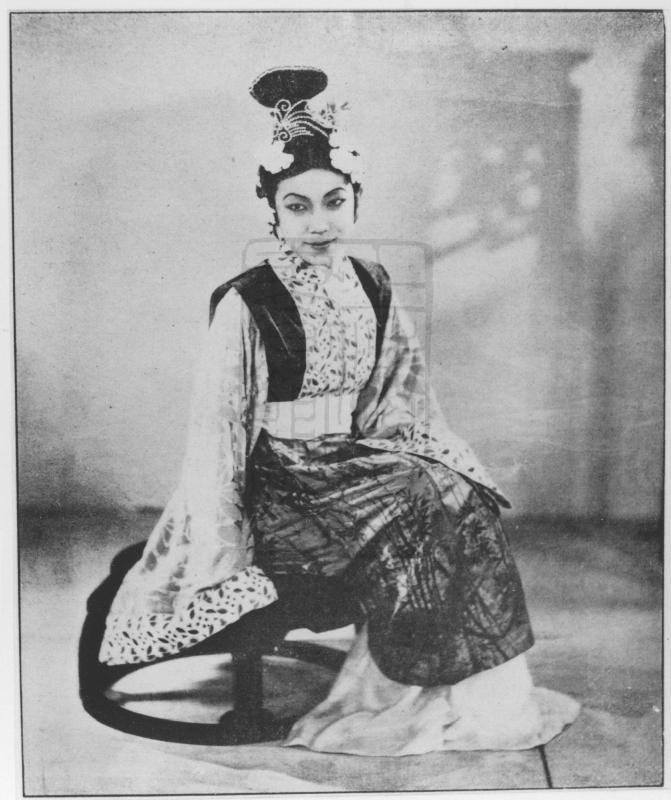 貂蝉
(1938)的剧照 貂蝉
(1938)的剧照