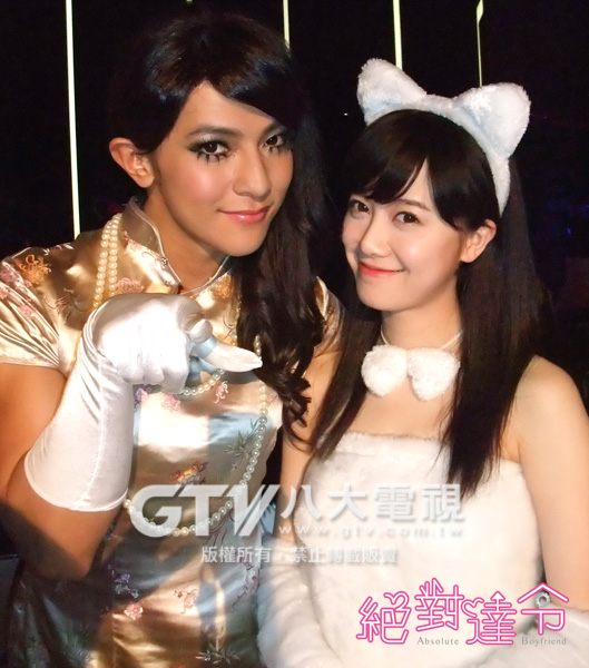 绝对达令
(2012)的剧照 绝对达令
(2012)的剧照