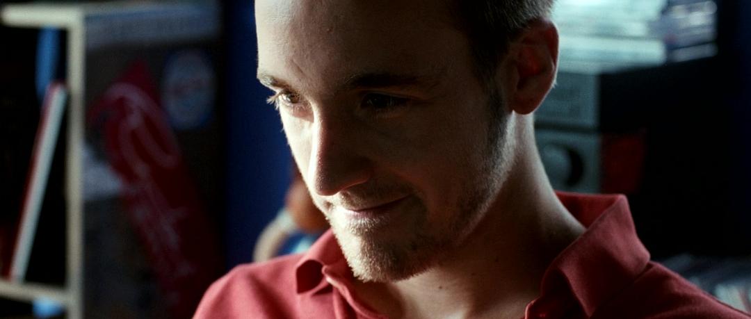 另一个世界(2010)的剧照 另一个世界(2010)的剧照