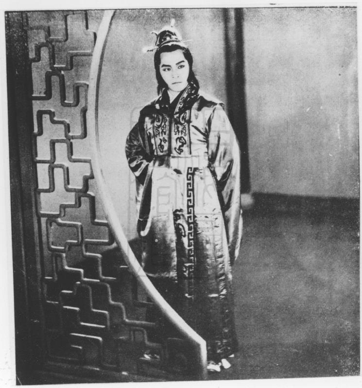 貂蝉
(1938)的剧照 貂蝉
(1938)的剧照