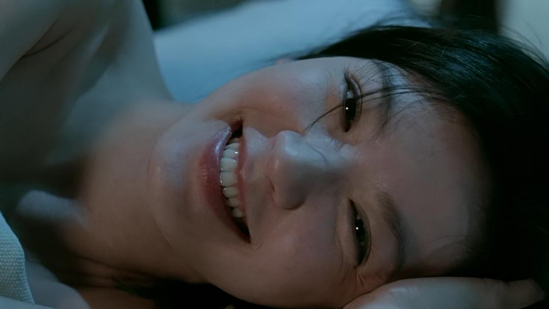 枕边凶灵(2002)的剧照 枕边凶灵(2002)的剧照