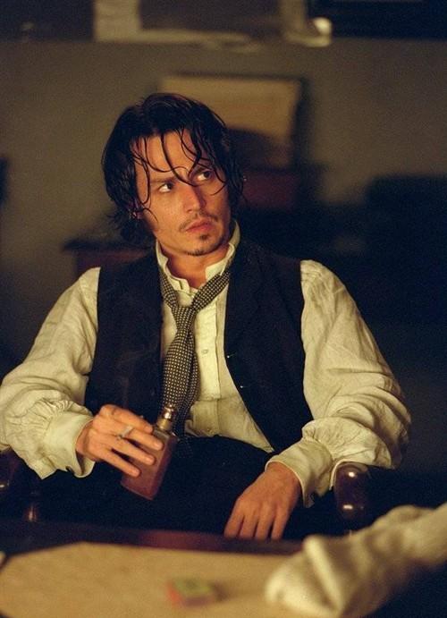 来自地狱(2001)的剧照 来自地狱(2001)的剧照