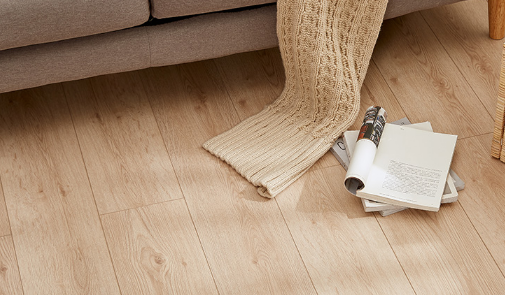 木地板只能干拖吗2