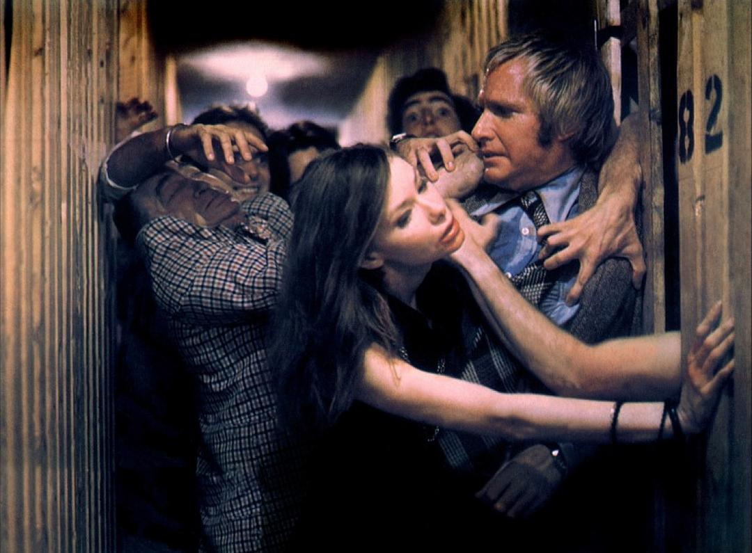 毛骨悚然(1975)的剧照 毛骨悚然(1975)的剧照