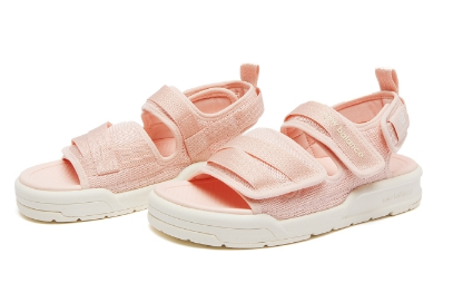 凉鞋能穿到几月份2