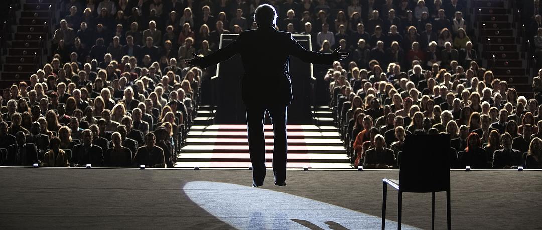 红灯(2012)的剧照 红灯(2012)的剧照