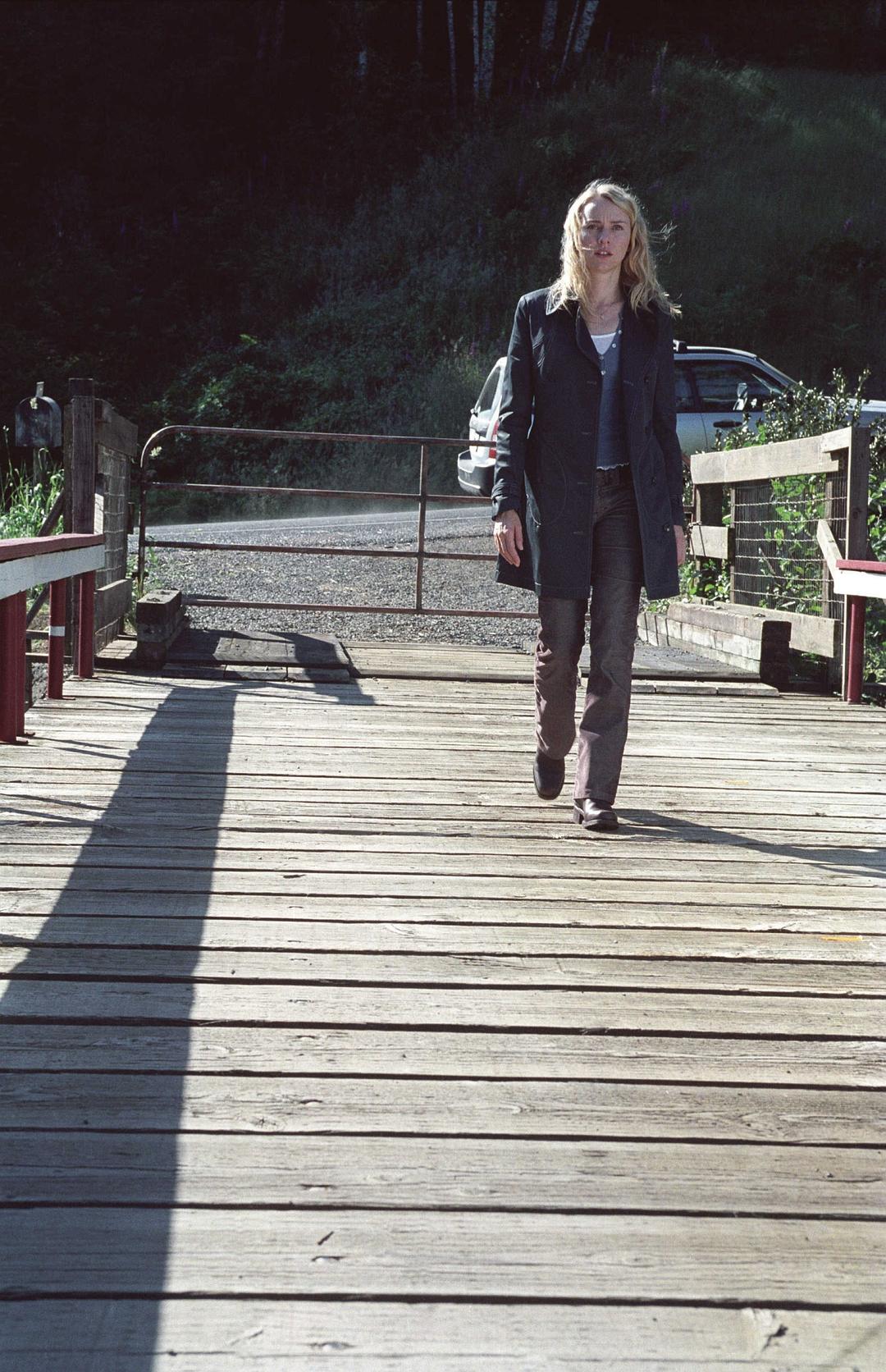 午夜凶铃2(美版)(2005)的剧照 午夜凶铃2(美版)(2005)的剧照